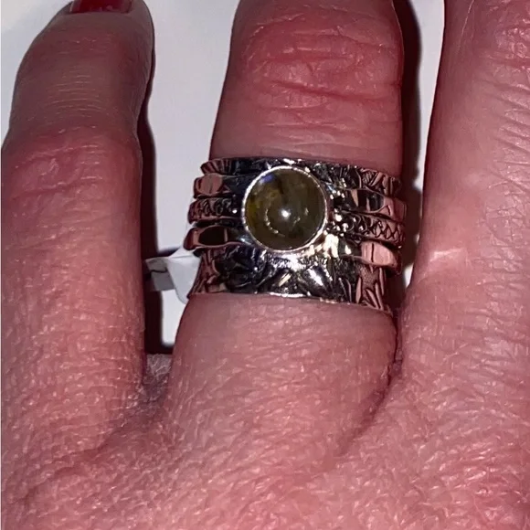 Handmade Natural Labradorite Stone Spinner Ring .925 Stamp Size: 5.5 - Picture 2 of 5